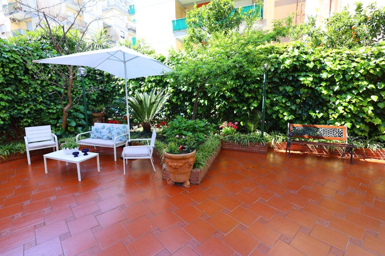 Garden House Giulia Lägenhet Sorrento Exteriör bild