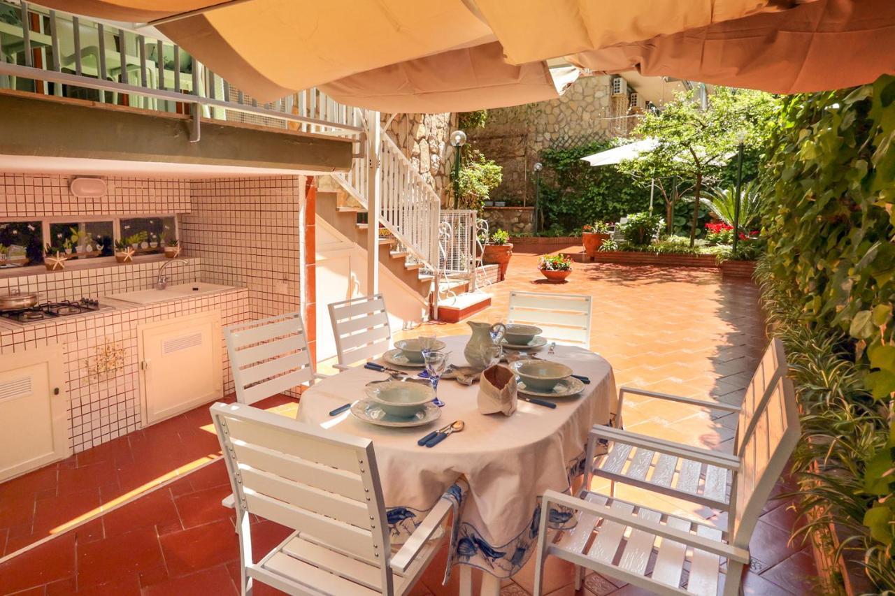 Garden House Giulia Lägenhet Sorrento Exteriör bild
