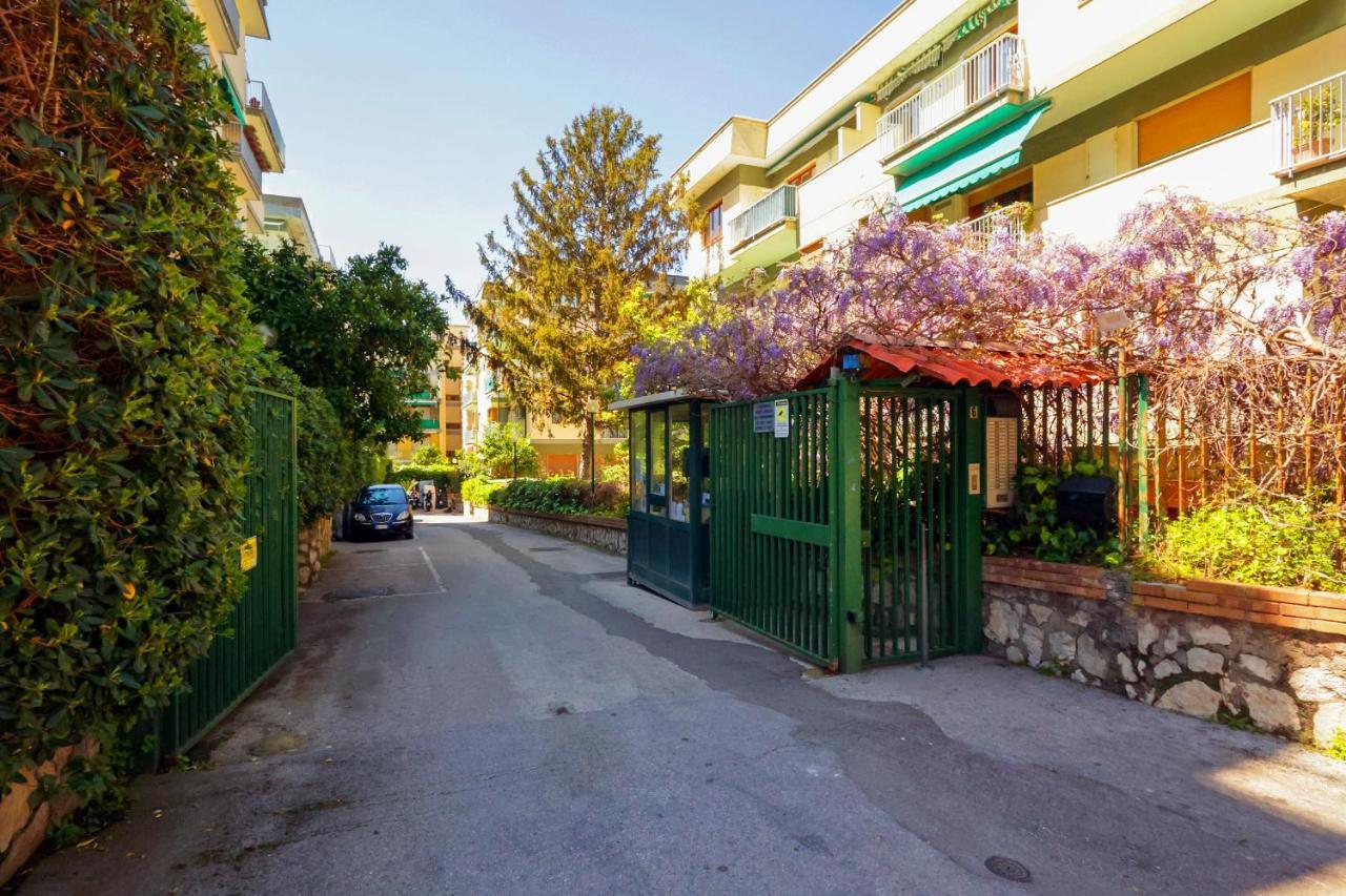Garden House Giulia Lägenhet Sorrento Exteriör bild