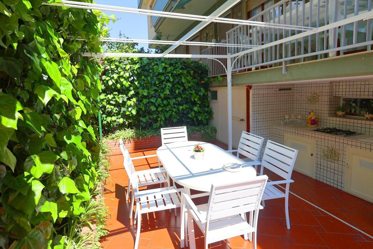 Garden House Giulia Lägenhet Sorrento Exteriör bild