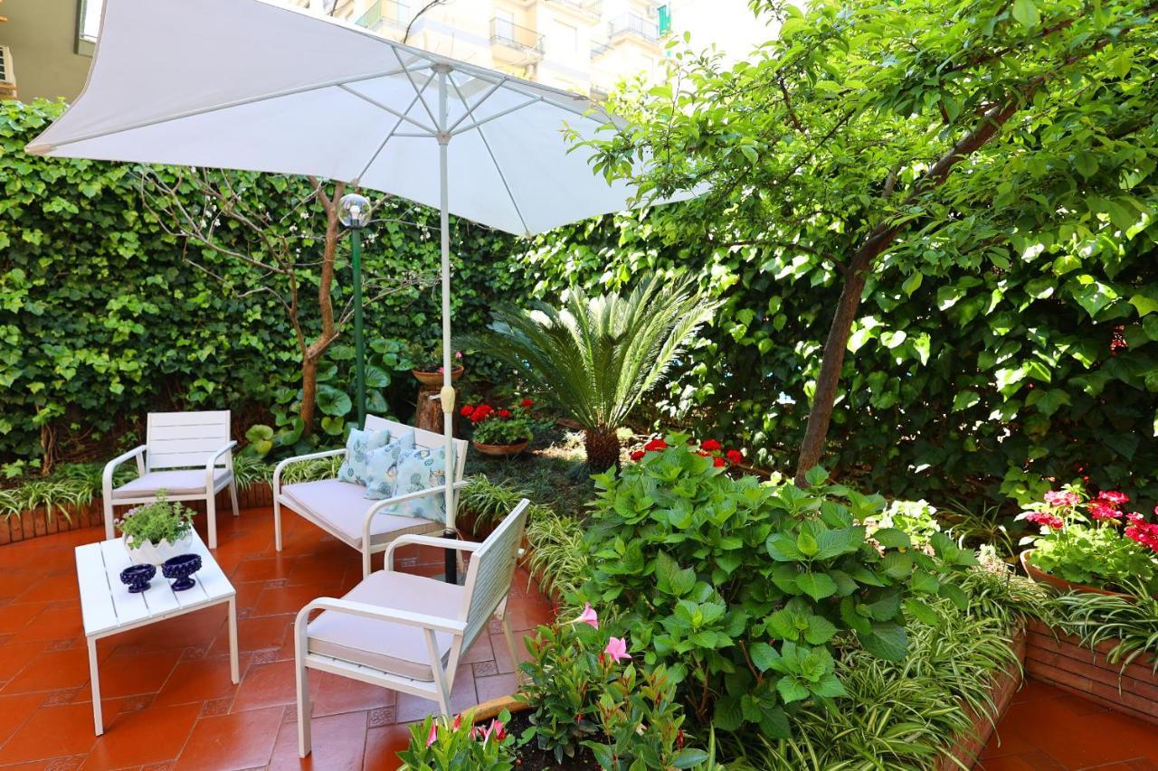 Garden House Giulia Lägenhet Sorrento Exteriör bild
